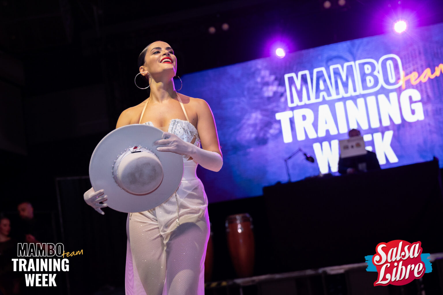 R6M21079_happymoon.pl-1_min_logo2_logo2