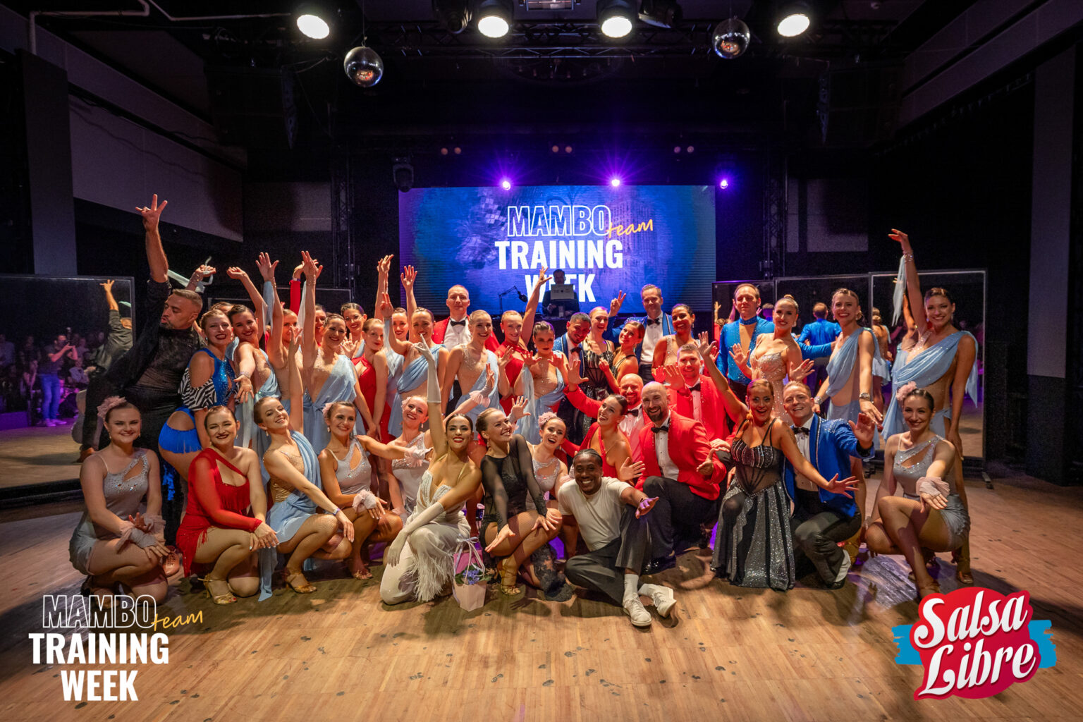 R6M21322_happymoon.pl-1_min_logo2_logo2